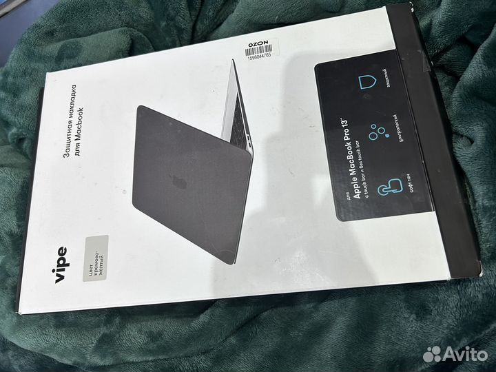 Накладка чехол на MacBook Pro 13
