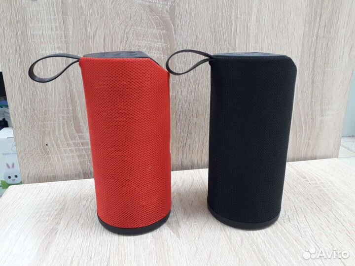 Портативная колонка с петелькой