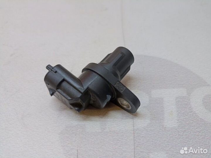 Датчик положения распредвала Porsche Cayenne Turbo