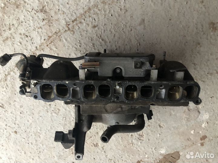 Коллектор впускной