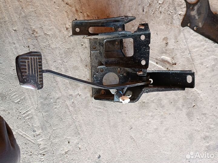 Педаль тормоз автомат