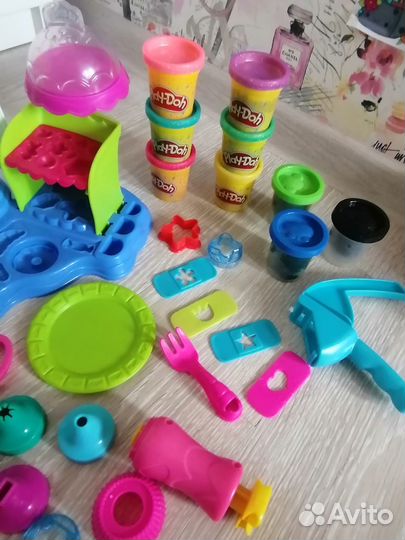 Игровой набор для пластилина Play doh sweet shopp