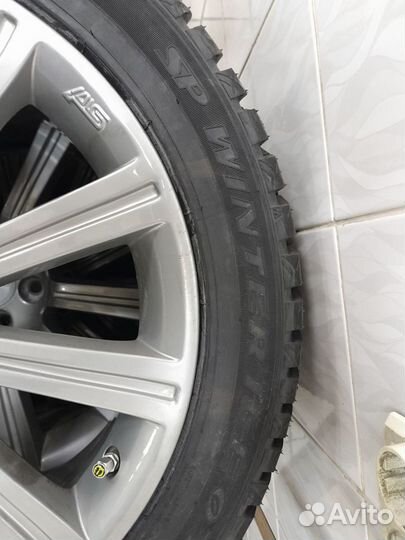 Dunlop SP Winter Ice 03 245/45 R18 100T