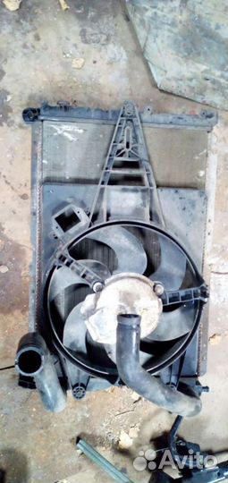 Вентилятор радиатор охлаждения на альфа Ромео 145