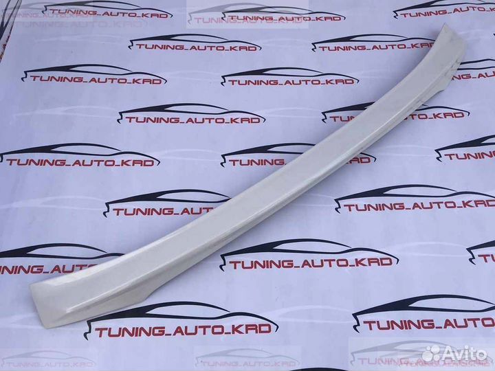 Спойлер под стекло Lexus LX 570 B5061