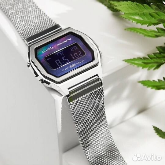 Оригинальные часы A1000M-1BCasio Vintage