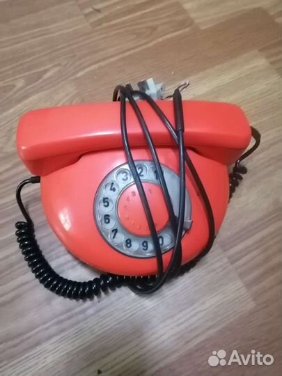 Ретро телефон