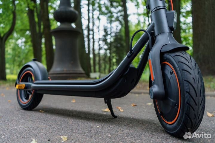 Электросамокат KickScooter F40