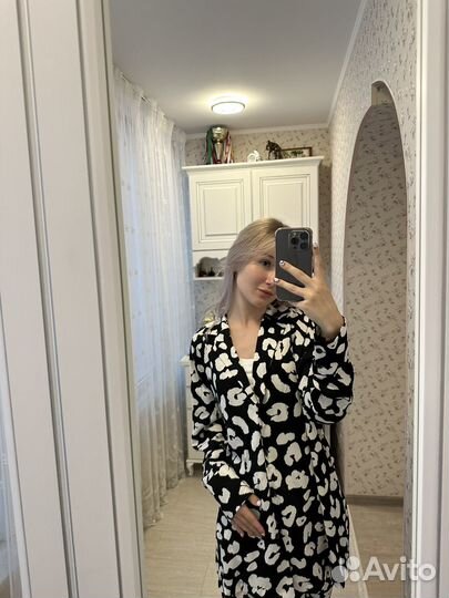 Косюмы женские