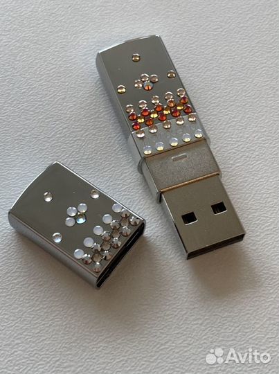 Флешка с кристаллами Swarovski