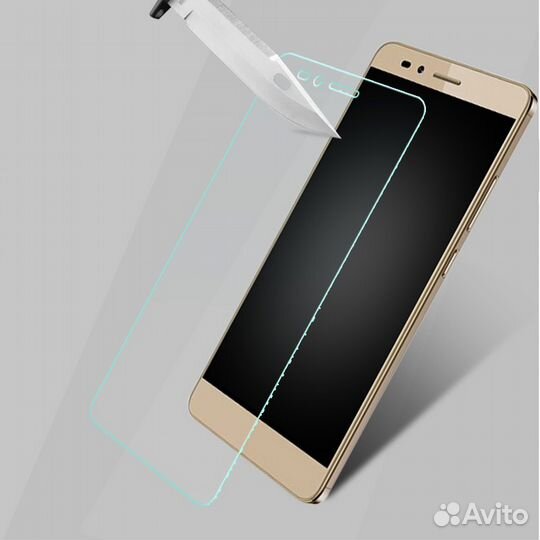 Чехлы и защитные стекла для Huawei Honor