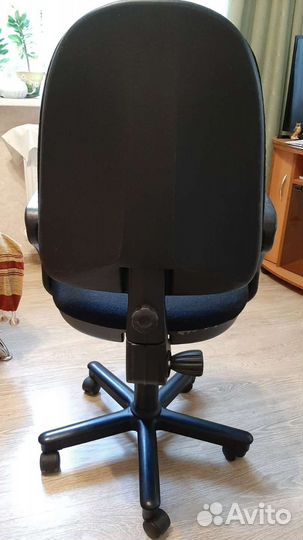 Компьютерное кресло