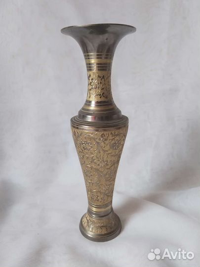 Вазы декоративные