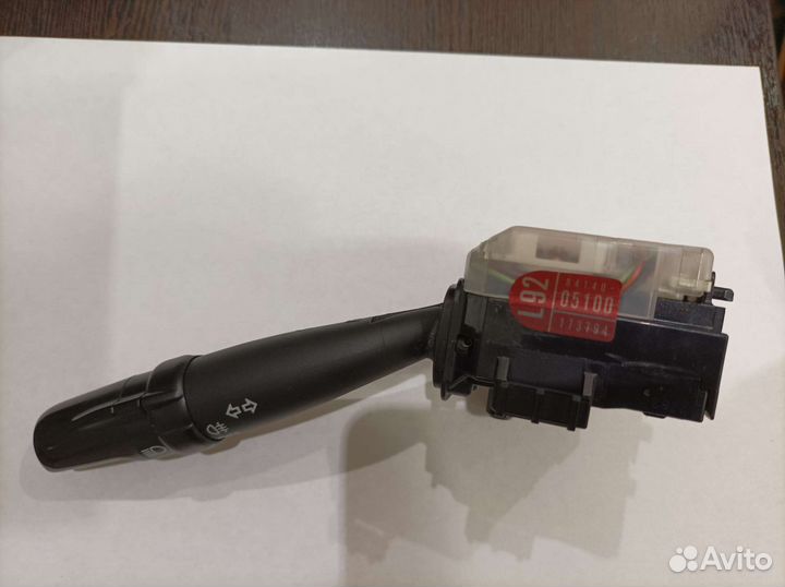 Подрулевой переключатель toyota avensis