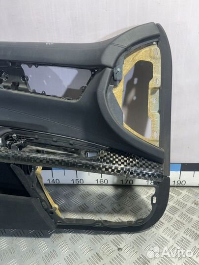 Б/У Обшивка двери передней левой в сборе MB#001