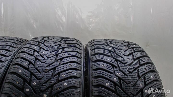 Nokian Tyres Hakkapeliitta 8 205/45 R17 88T