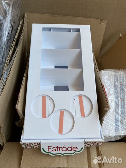 Торговое оборудование бу дл косметики