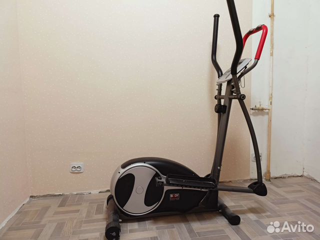 Эллиптический тренажер Body