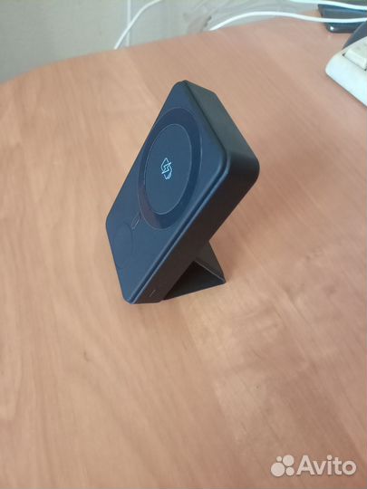 Портативный магнитный беспроводной аккумулятор