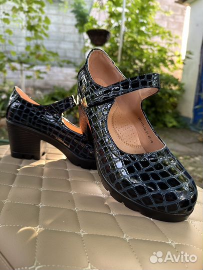 Туфли женские