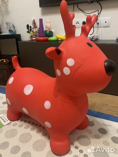 Надувной олень