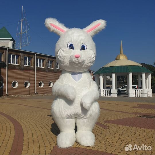 Надувной костюм зайчика