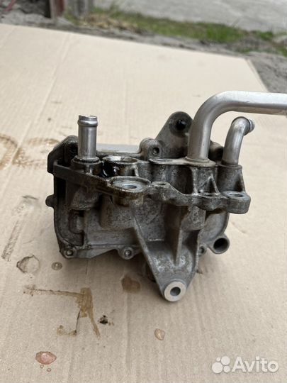 Радиатор маслянный mercedes m274 A2741880200