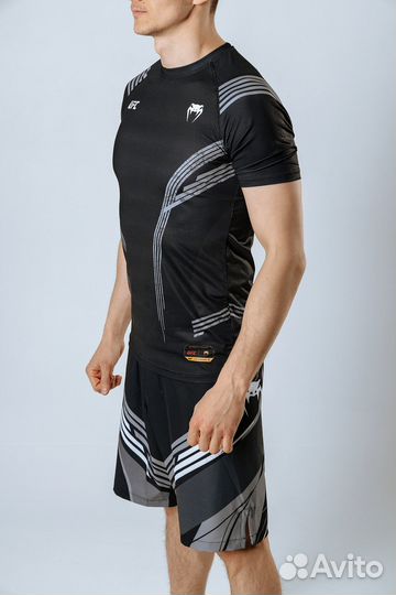 Комплект(футболка и шорты) Venum черно-серый