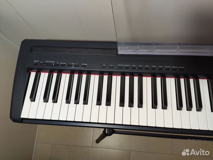 Цифровое пианино Yamaha P85