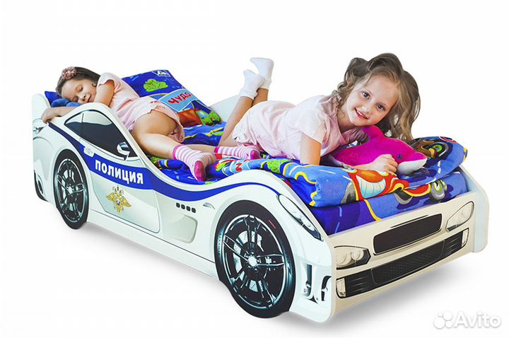 Кровать в виде машины