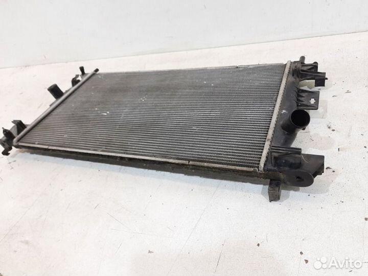 Радиатор охлаждения Ford Focus 3 2015-2019