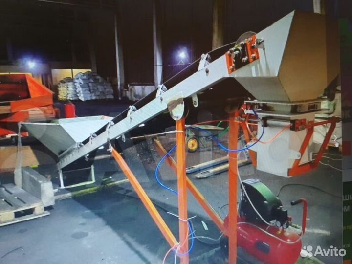 Дозатор весовой фасовщик в мешки щебня песка