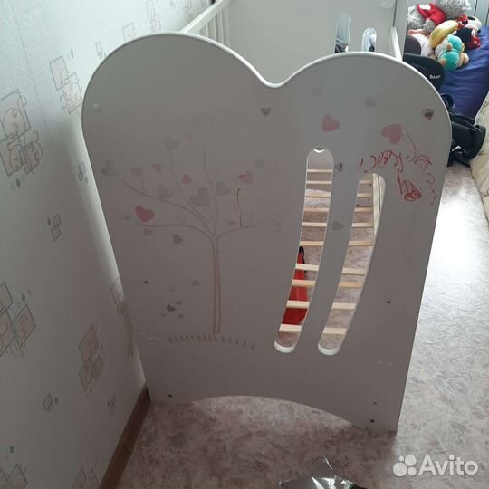 Детская кроватка