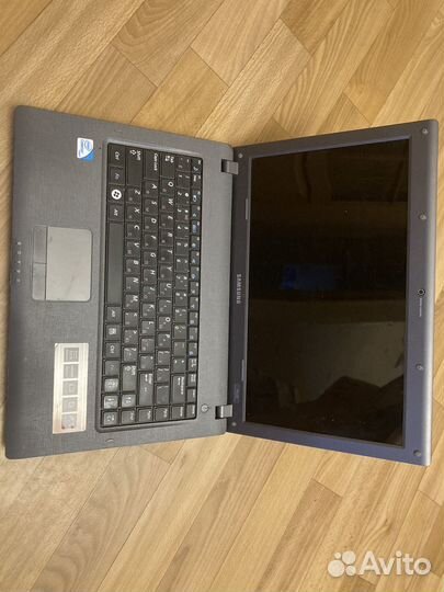 Ноутбук samsung на запчасти