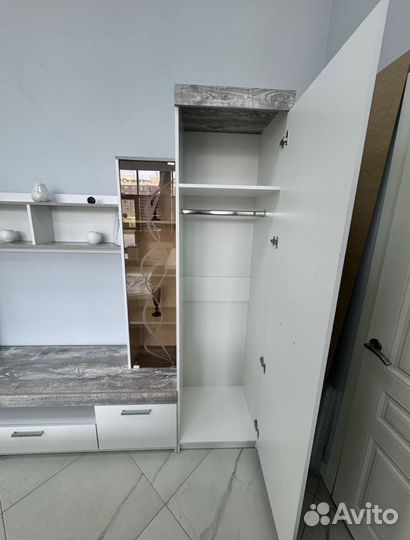 Стенка в гостиную