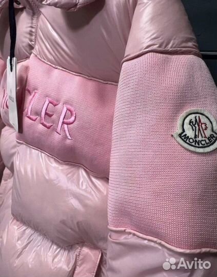 Пуховик Moncler женский розовый