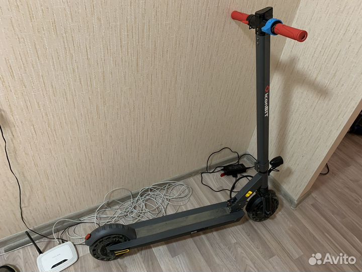 Электросамокат iconbit