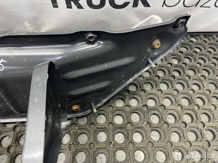 1426102 Подножка кабины правая Scania 5-series