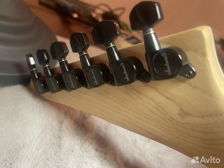 Электрогитара jackson