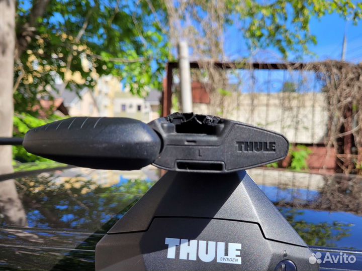 Тhule WingBar Evo 127 и Thule Evo Clamp