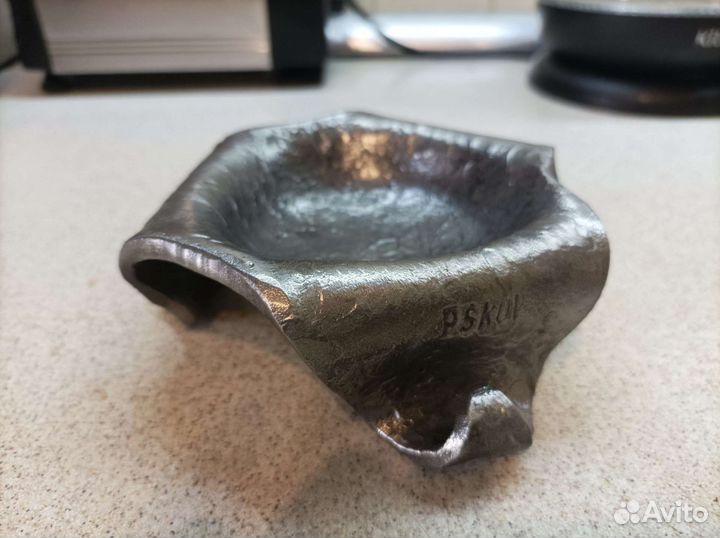 Пепельница кованая(большая, маленькая)