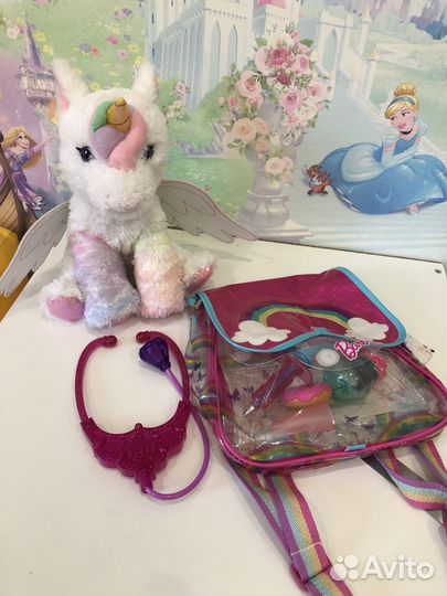 Единорог с рюкзачком и аксессуарами Барби