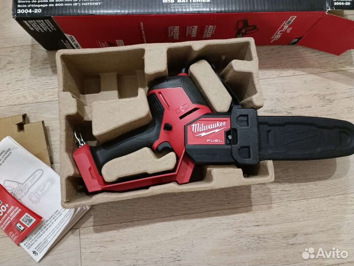 Цепная пила Milwaukee 3004-20 M18 fuel