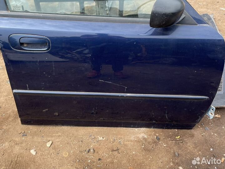 Дверь передняя правая Dodge Charger