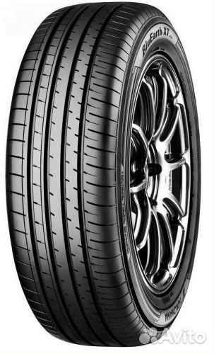 Yokohama BluEarth-XT AE61 235/55 R17