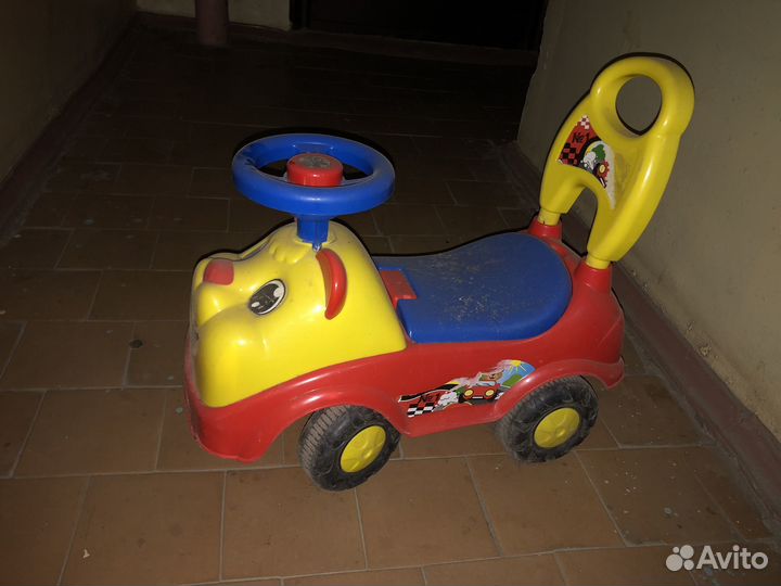 Детская машинка каталка