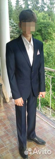 Костюм подростковый. Размер 176-88-76. truvor