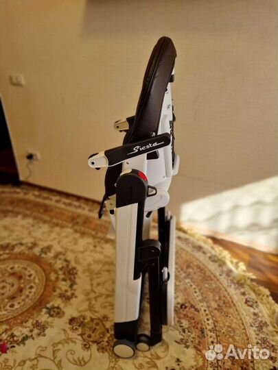 Стульчик для кормления Peg-Perego Siesta