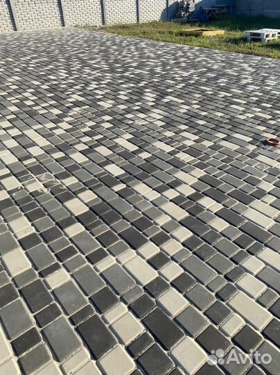 Укладка тротуарной плитки