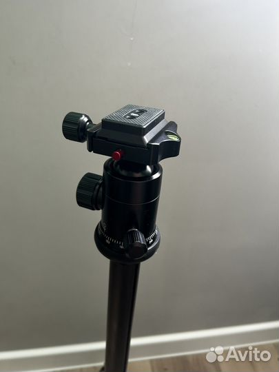 Штатив Sirui et-2204